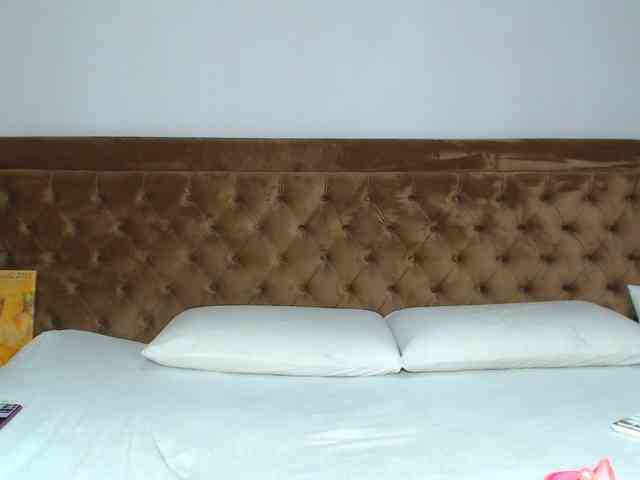 aylinhoney webcam
