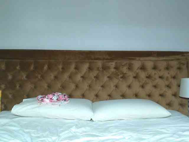 aylinhoney webcam