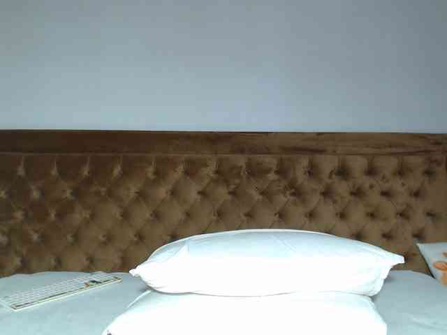 aylinhoney webcam