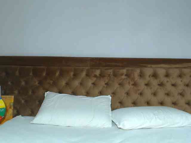 aylinhoney webcam