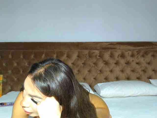 aylinhoney webcam