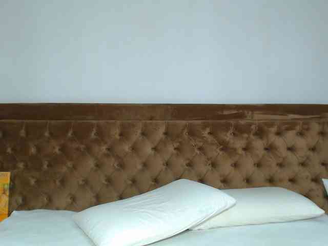aylinhoney webcam
