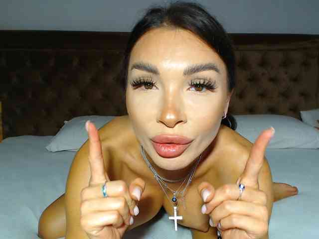 aylinhoney webcam