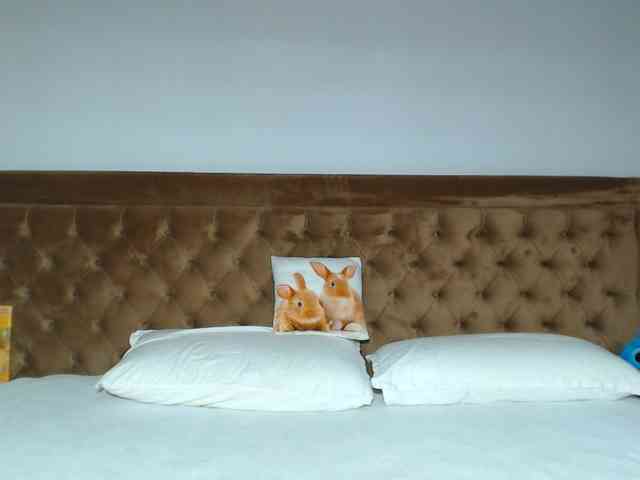 aylinhoney webcam