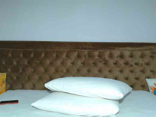 aylinhoney webcam