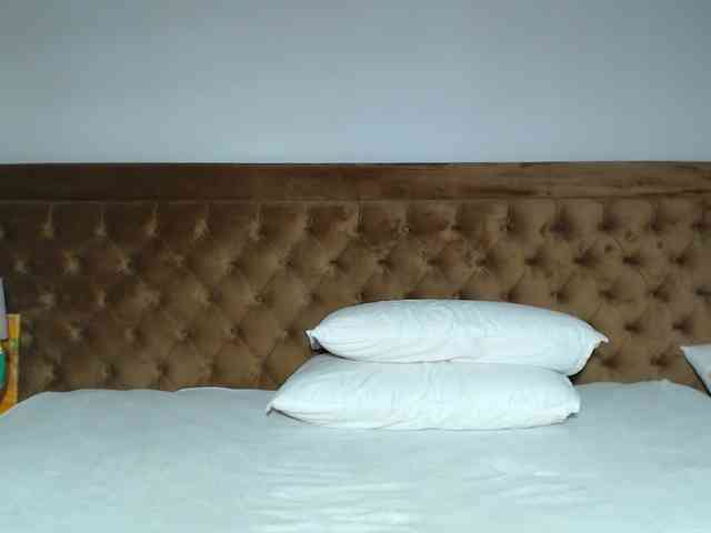 aylinhoney webcam