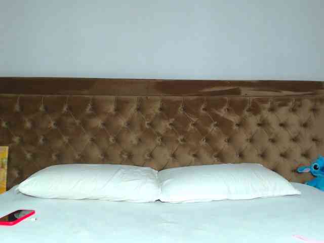 aylinhoney webcam