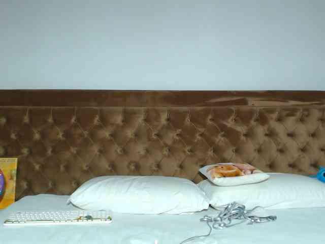 aylinhoney webcam