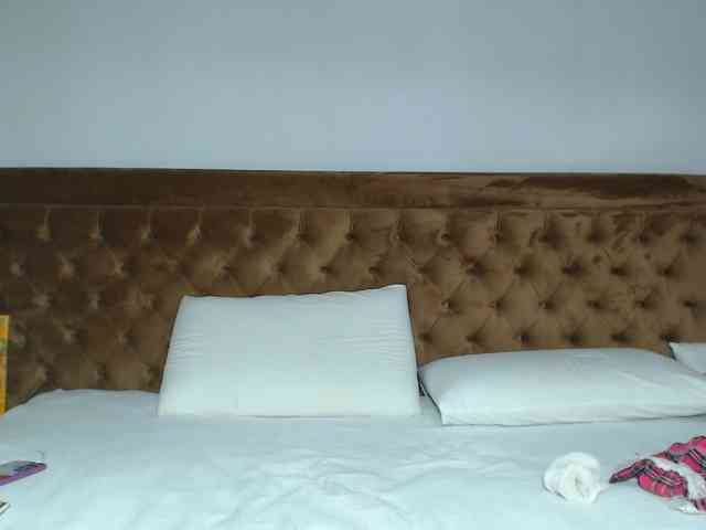 aylinhoney webcam