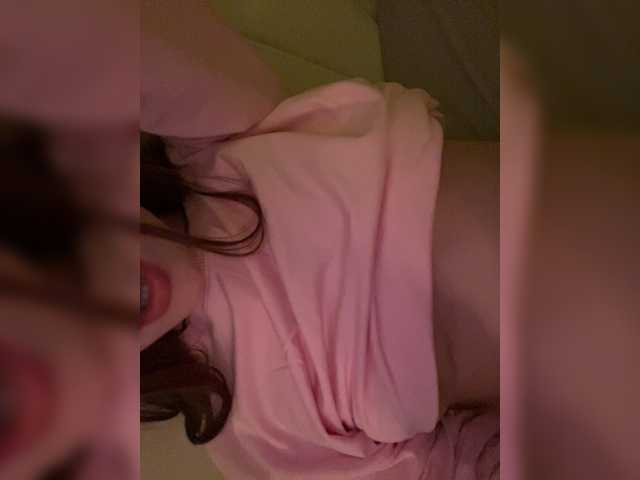 LazyLunas live cam on BongaCams