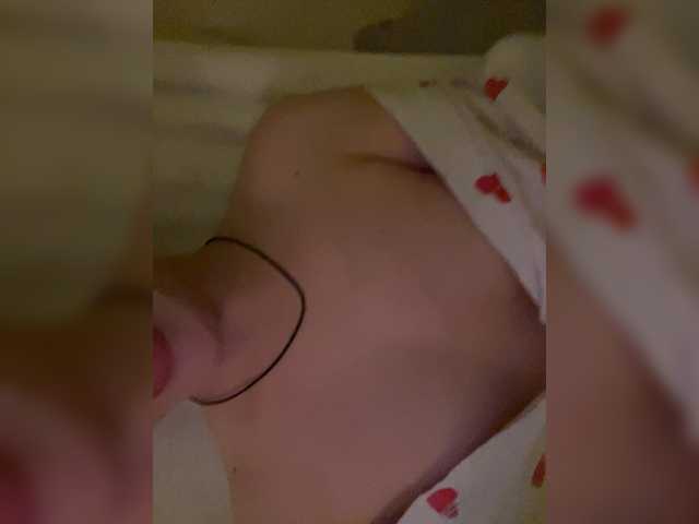LazyLunas live cam on BongaCams