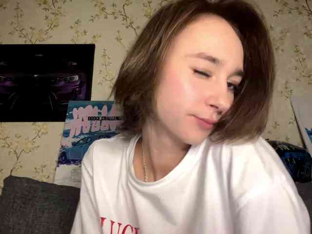 Dieses Model ist jetzt live. FrediaShimaoka