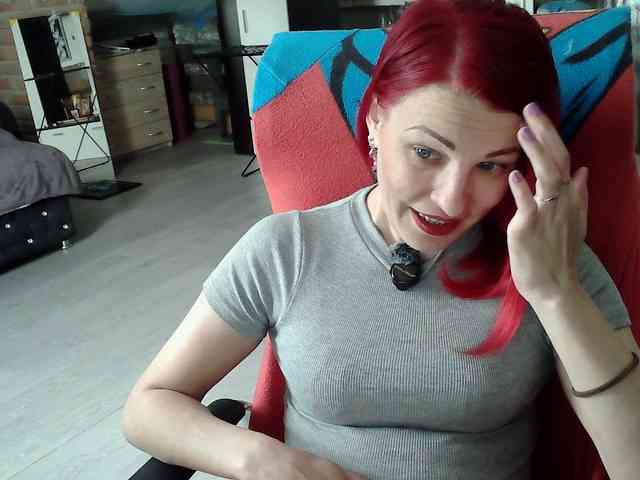 SandrsMuy webcam