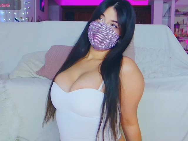 Sabenna, en directo ahora en BongaCams