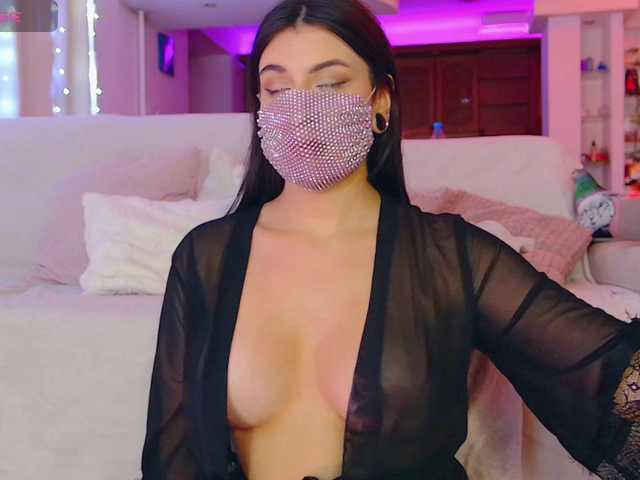 Sabenna's BongaCams show and profile