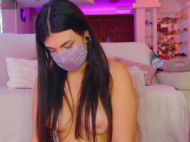 Sabenna's BongaCams show and profile