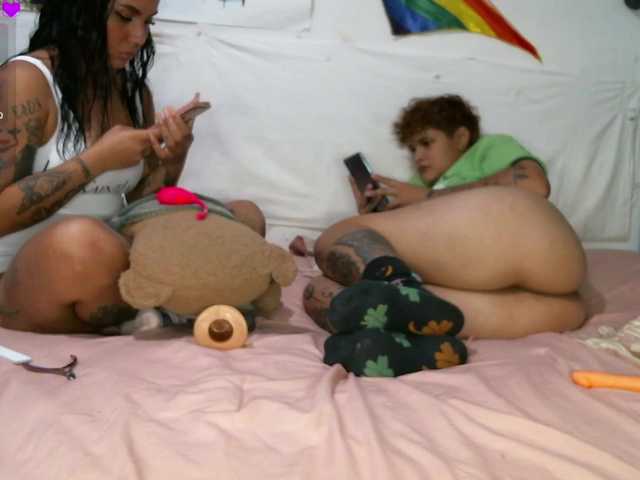 pameykamila live cam on BongaCams