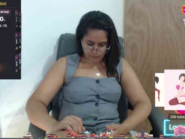 Liz-scarlett webcam