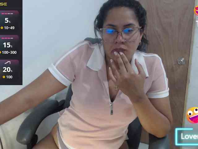 Liz-scarlett webcam