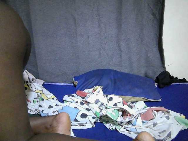 Cute-mellanin's BongaCams show and profile