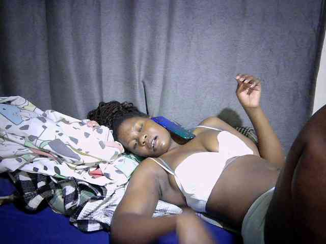 Cute-mellanin webcam