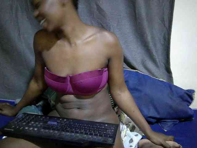 Cute-mellanin webcam