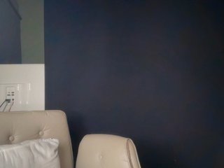 ema-love Porn Show