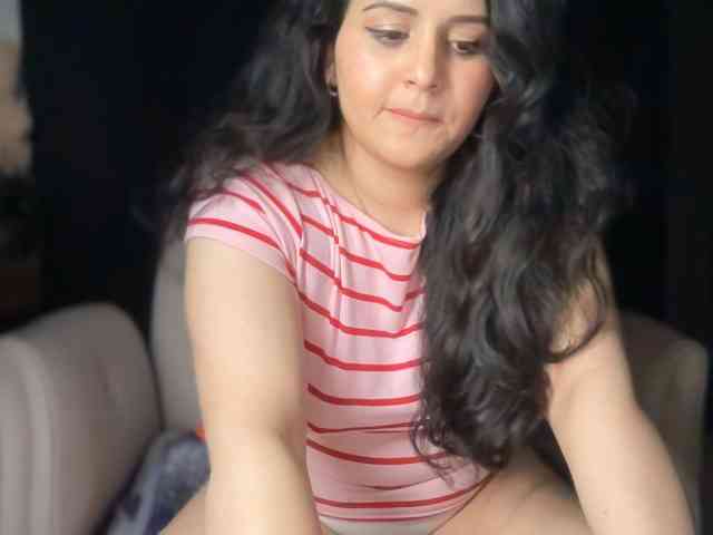 ema-love webcam