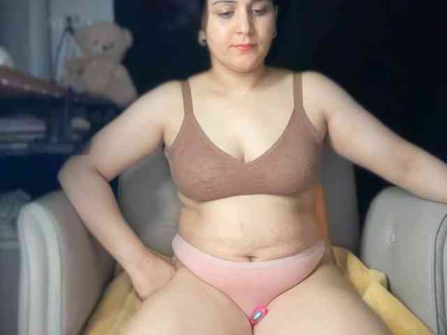 ema-love webcam