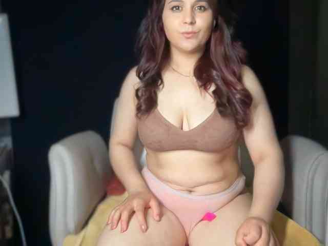 ema-love webcam