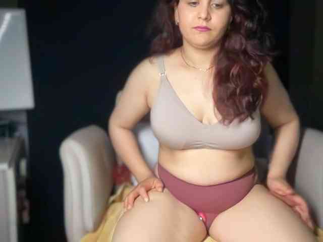 ema-love webcam