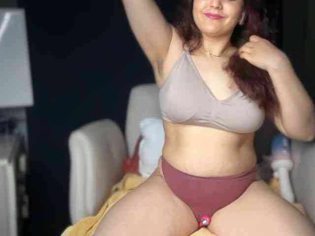 ema-love webcam