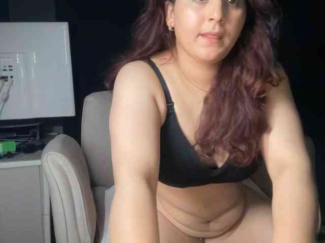 ema-love webcam