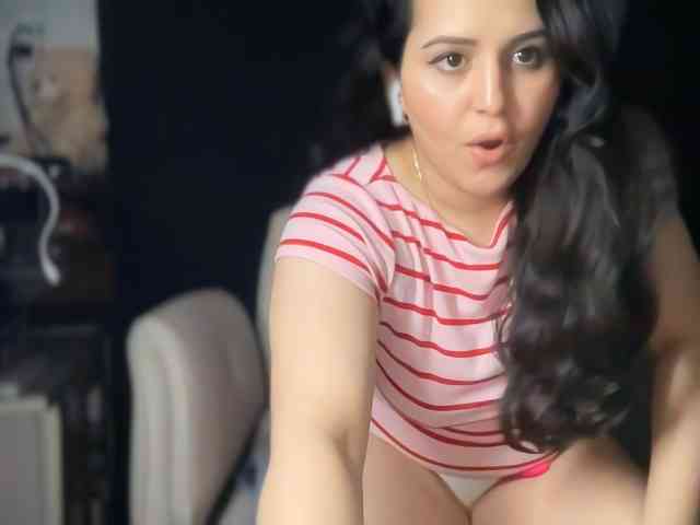 ema-love webcam