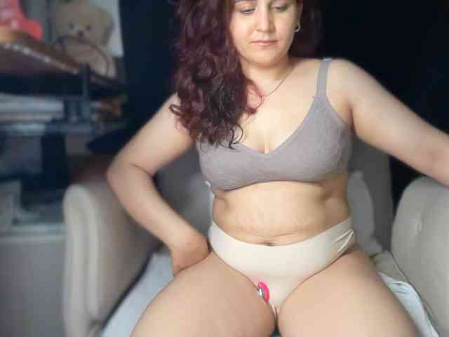 ema-love webcam