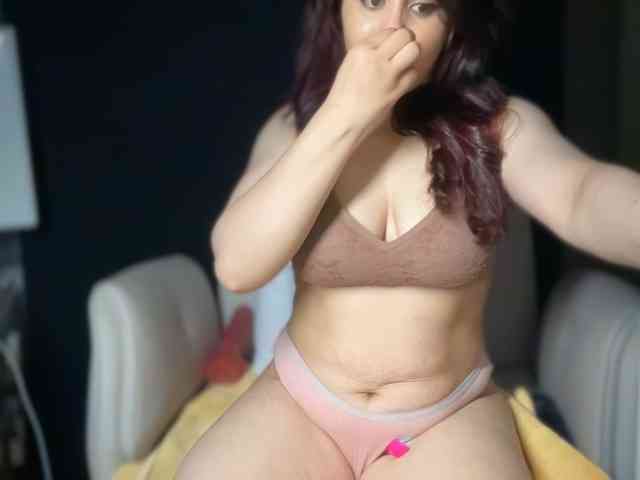 ema-love webcam