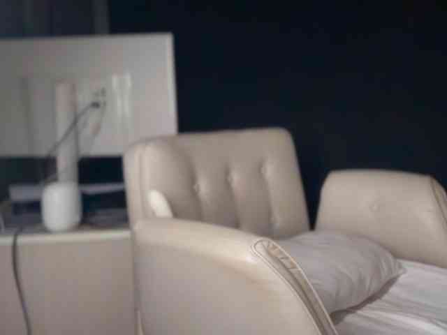 ema-love webcam