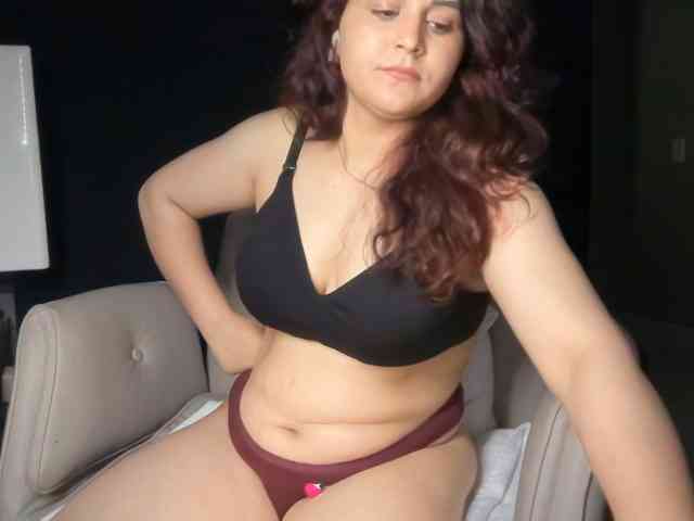 ema-love webcam