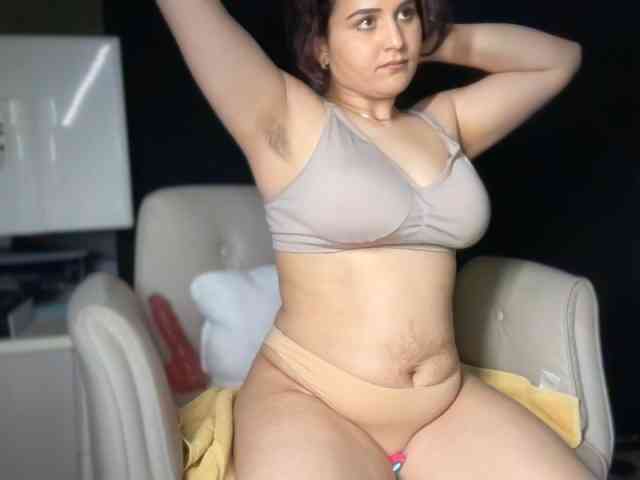ema-love webcam