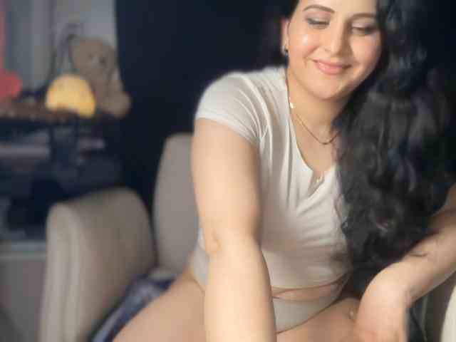 ema-love webcam