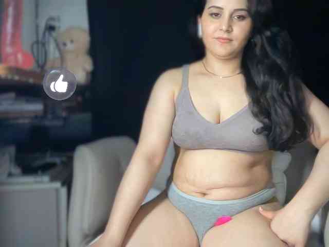 ema-love webcam