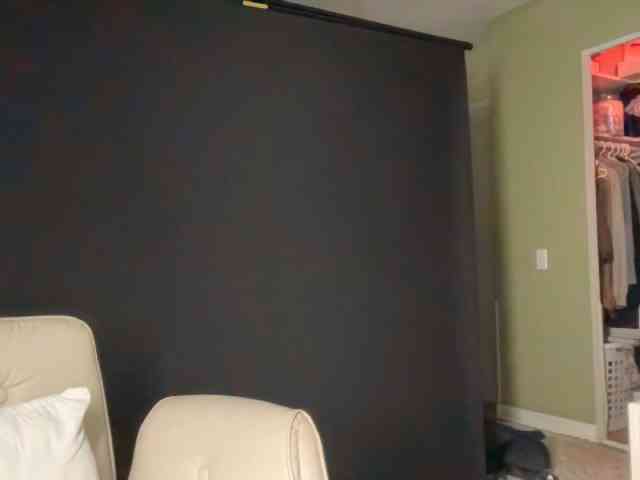 ema-love webcam