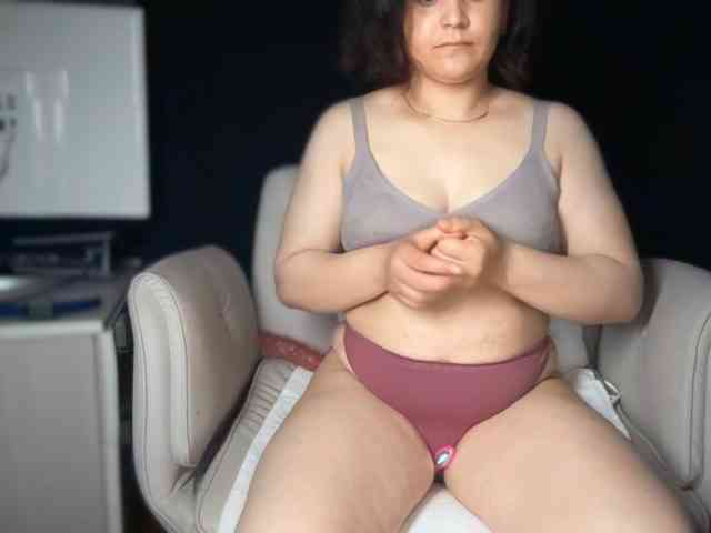 ema-love webcam