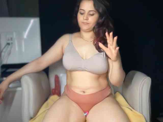 ema-love webcam