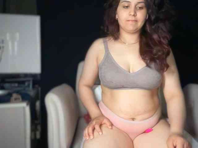 ema-love webcam
