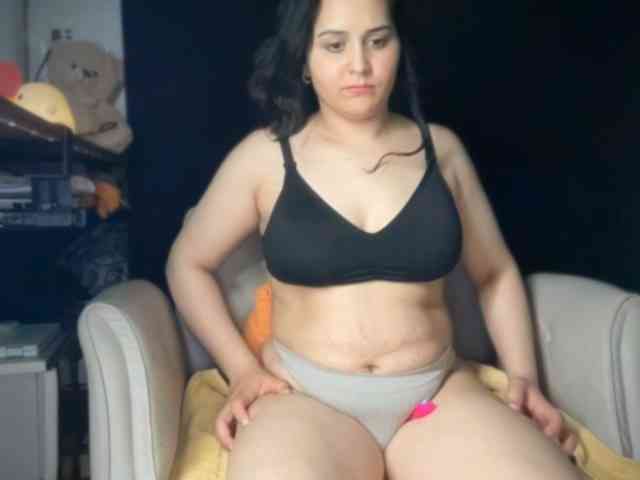 ema-love webcam