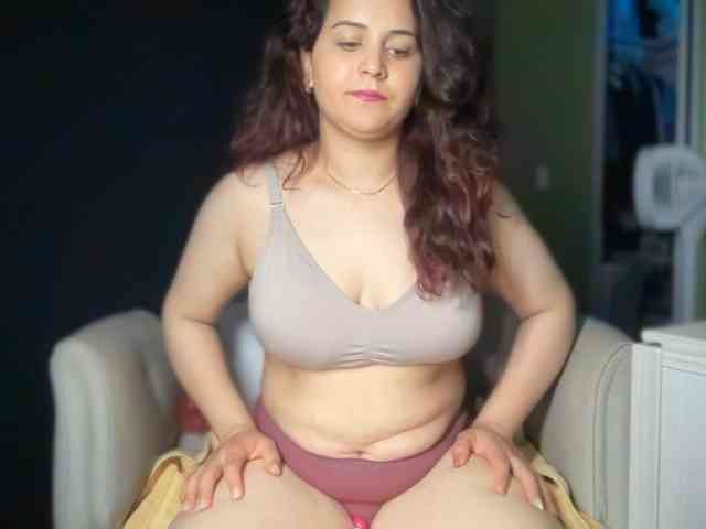 ema-love webcam