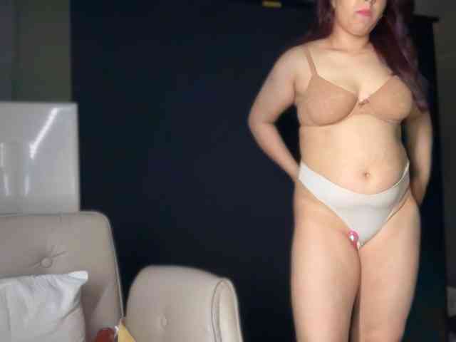 ema-love webcam