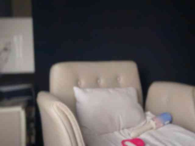 ema-love webcam