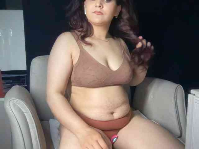 ema-love webcam